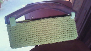 木彫り持ち手裂き編み黄緑