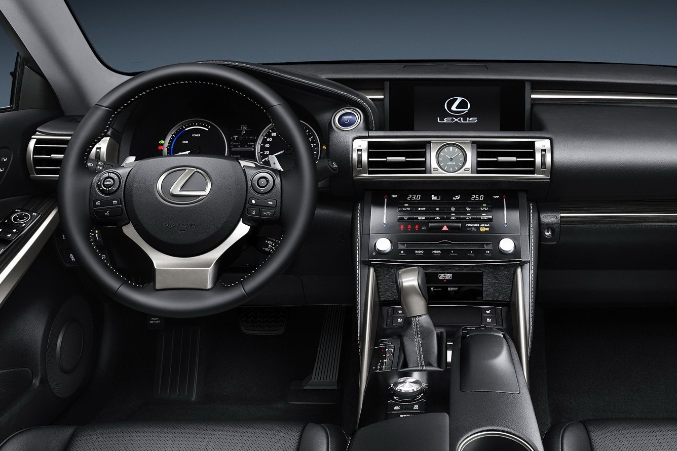 new-2014-lexus-is-f-sport-interior.jpg