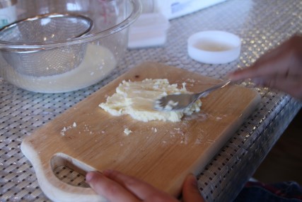 バター作り体験６