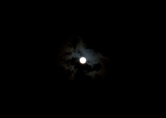 moon_001.jpg