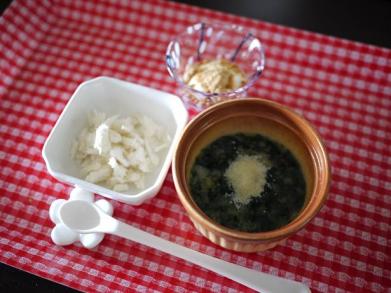 20100403-メイ1・パン・野菜スープ