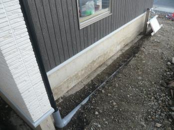 玄関横　立水栓、排水工事