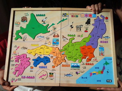ちょっとそこまで、通勤日記 日本地図の木製パズル