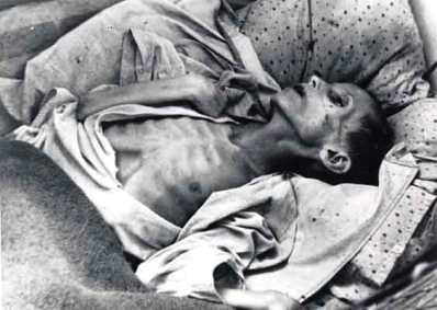 ウクライナで餓死した子供