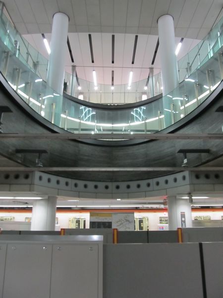 内側ホームの使用開始に向けた準備が完了した副都心線渋谷駅