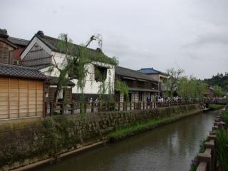 佐原・小野川沿いの歴史的建造物群。